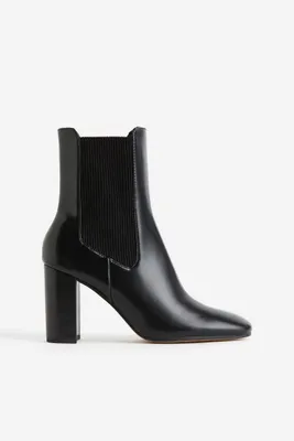 Chelsea Boots with Heel