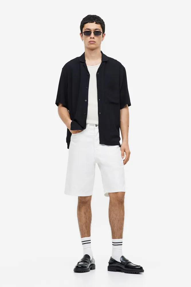 Loose Fit Twill Shorts
