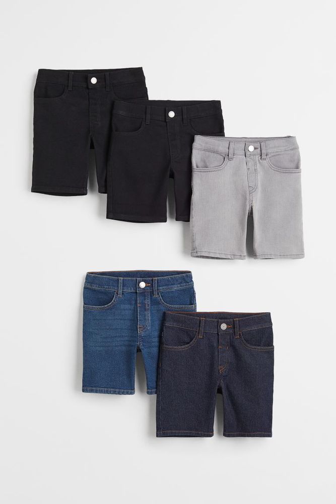 Modern Fit Five-Pocket Stretch Jeans