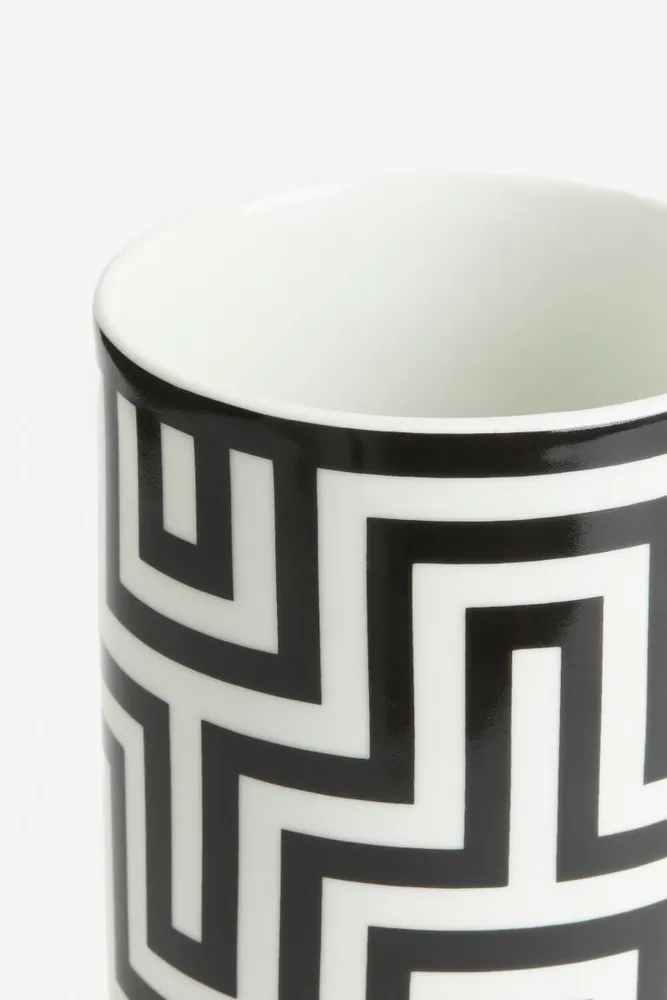 Graphic-patterned Porcelain Vase