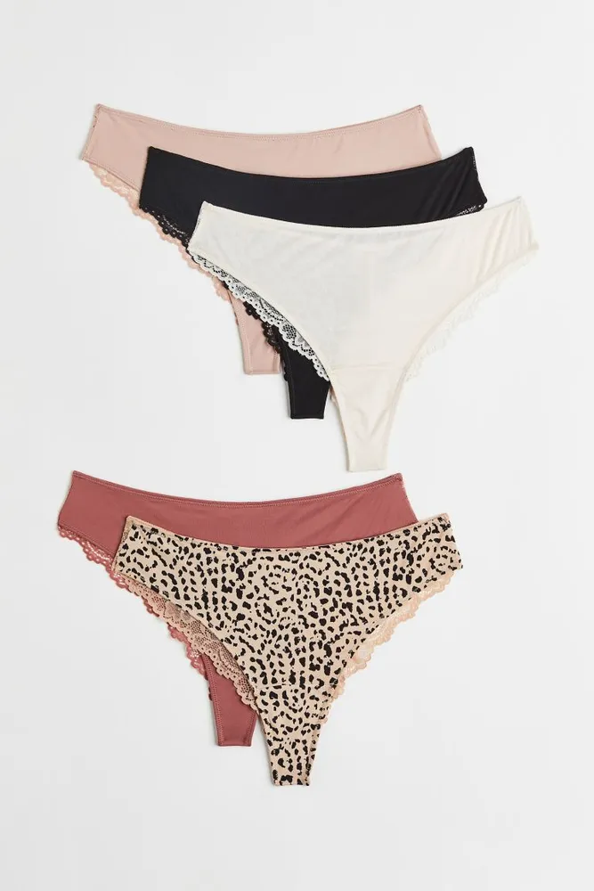 Girls Set of 5 Leopard Print Panties - Multi Color