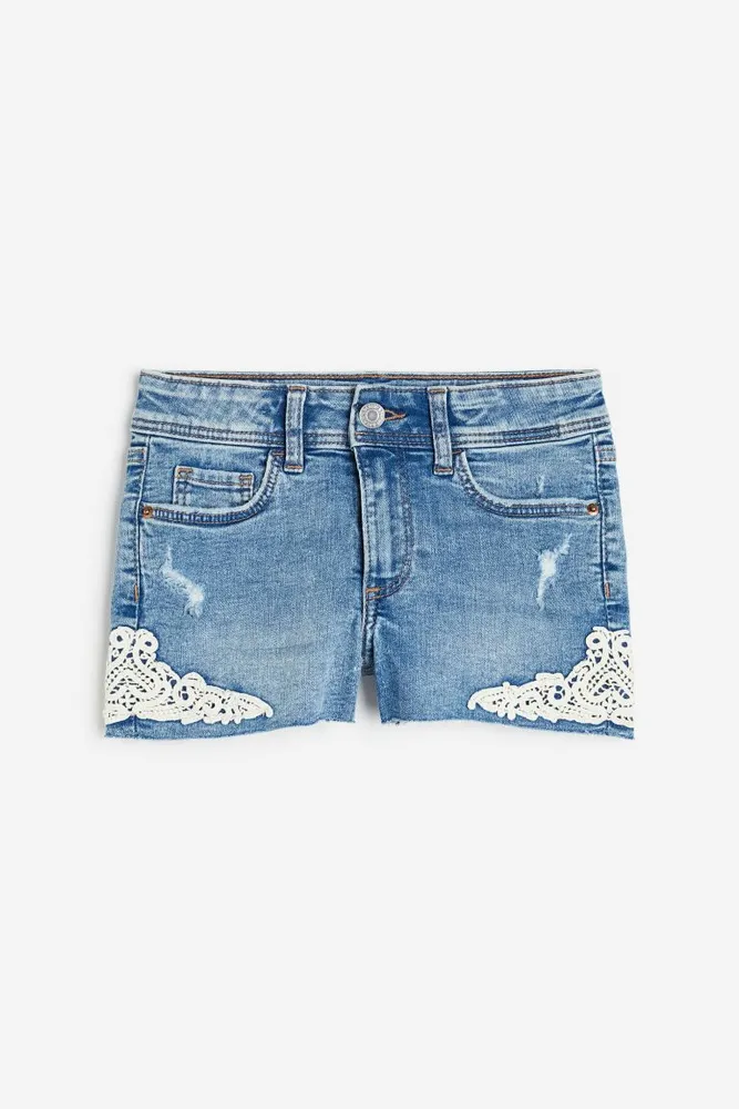 9 Shorts with lace trim ideas  lace trim, lace denim shorts, shorts