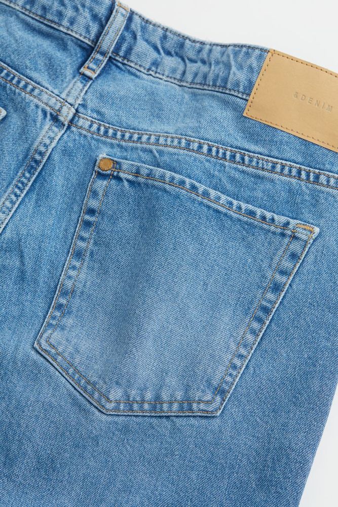 H&M+ 90s Flare Low Jeans