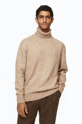 Relaxed Fit Fine-knit Turtleneck Sweater