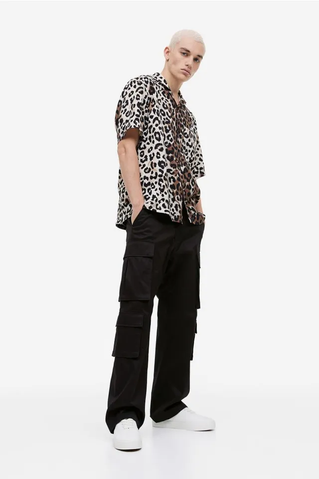 Stretch Cotton VersaTwill Relaxed-Fit Cargo Pant