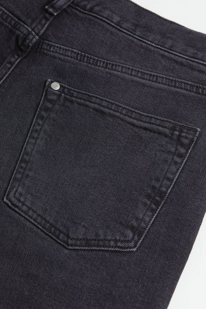 Slim Tapered Jeans