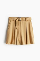 Belted Pull-on Shorts
