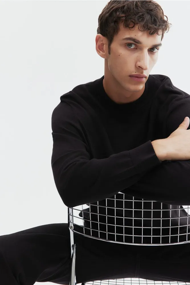 H&M Slim Fit Fine-knit Mock Turtleneck Sweater