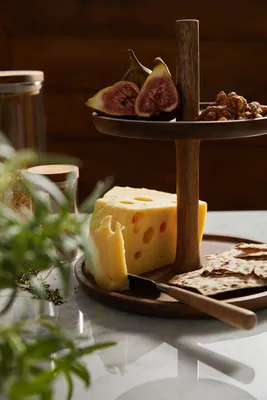 Plat à gâteau en bois