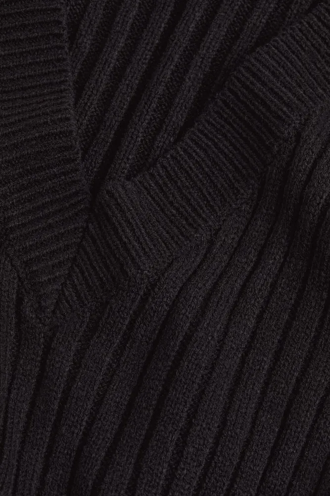Oversized Rib-knit Sweater Vest