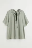 Short-sleeved Tie-detail Blouse