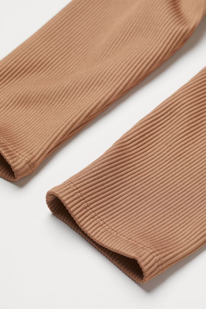 Ribbed Leggings