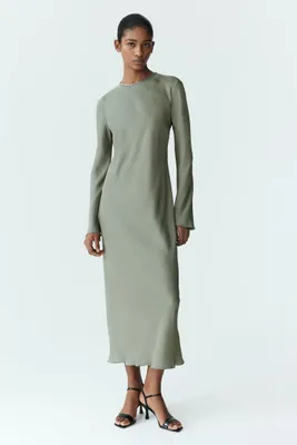Long-sleeved Midi Dress