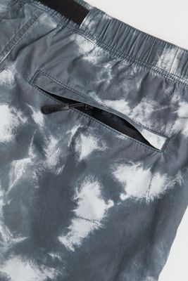Relaxed Fit Belted Shorts