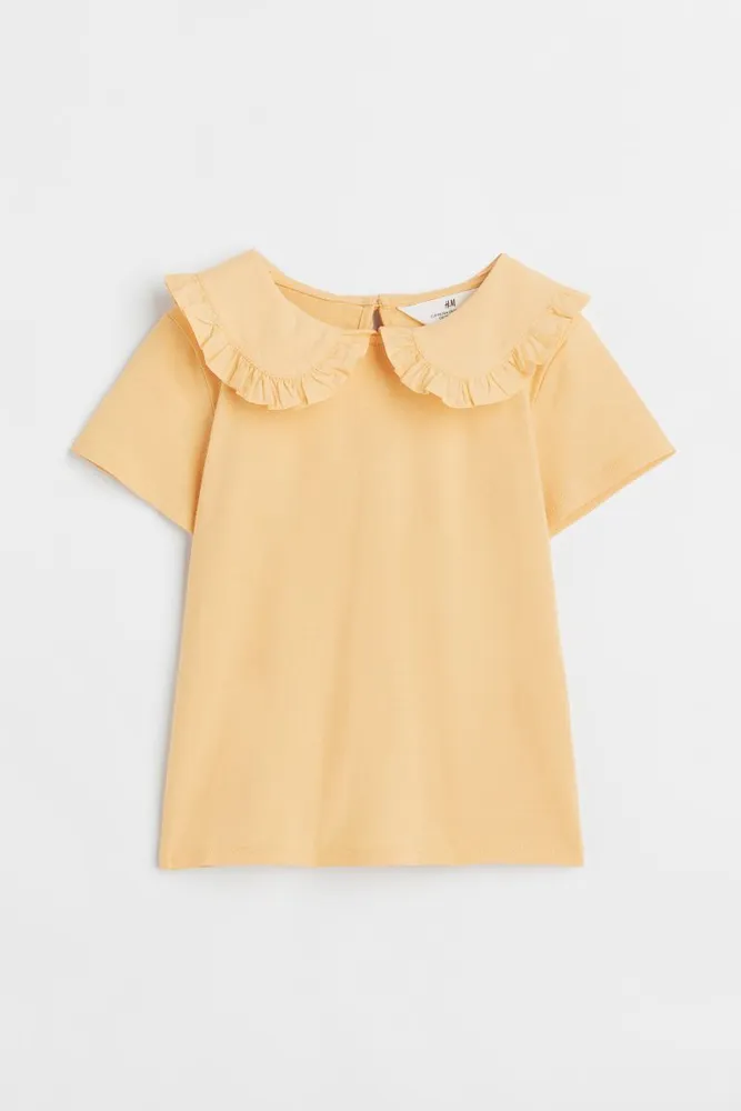 T-shirt with Collar