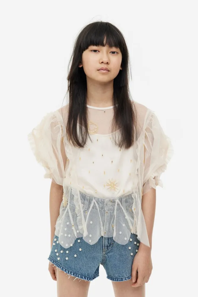 Ruffle Blouse with Bead Motif