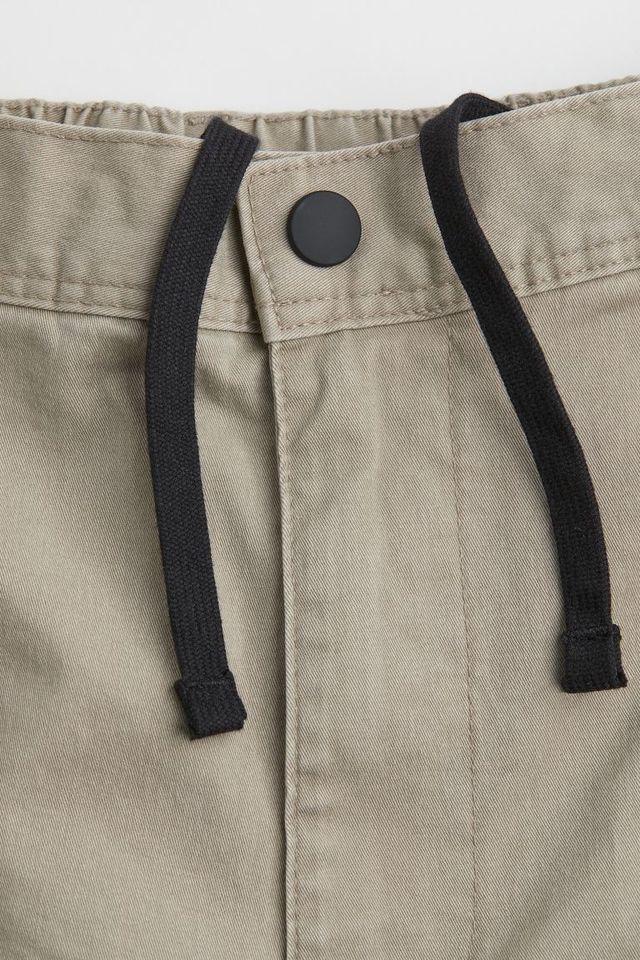 Modern Fit Straight Leg Cargo Pants