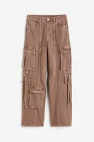 Wide-leg Cargo Pants