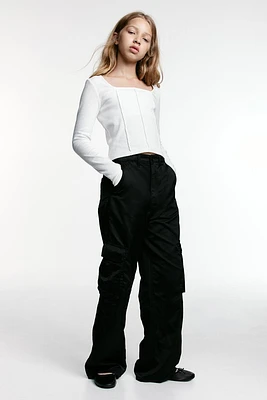 Wide-leg Cargo Pants