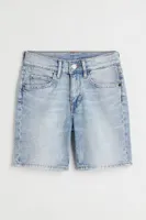 Short en jean aminci