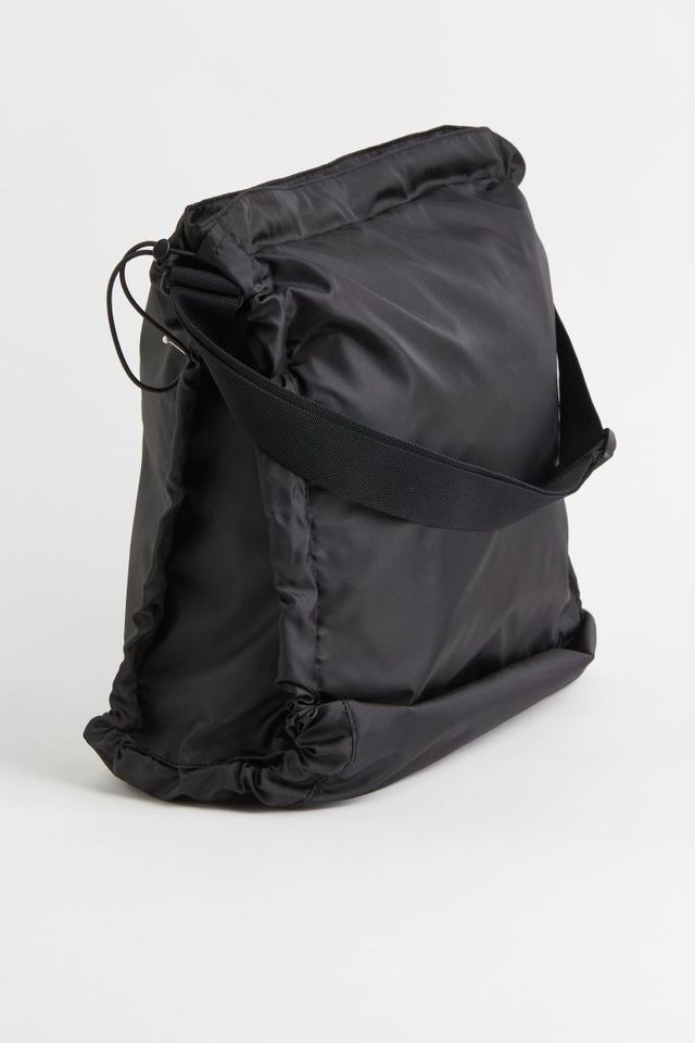 A Yoga Bag: H&M Yoga Mat Sports Bag