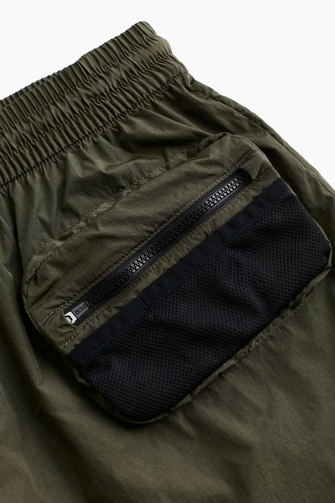 Water-repellent Hiking Shorts