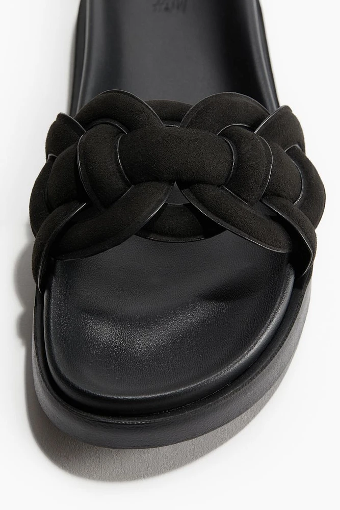 Intertwined-strap Sandals