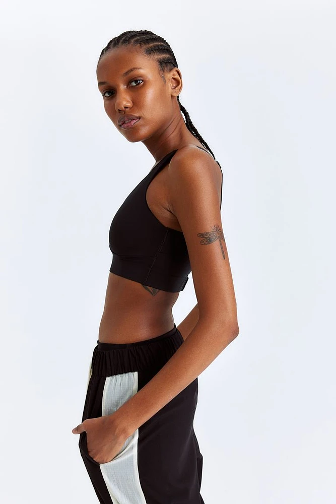 DryMove™ High Support Sports Bra