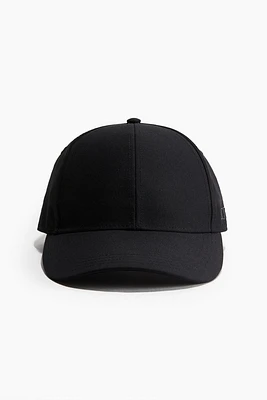 Water-repellent Sports Cap