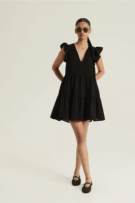 Flutter-sleeved Easy-wear Dress