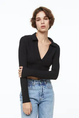 Ribbed Top with Collar