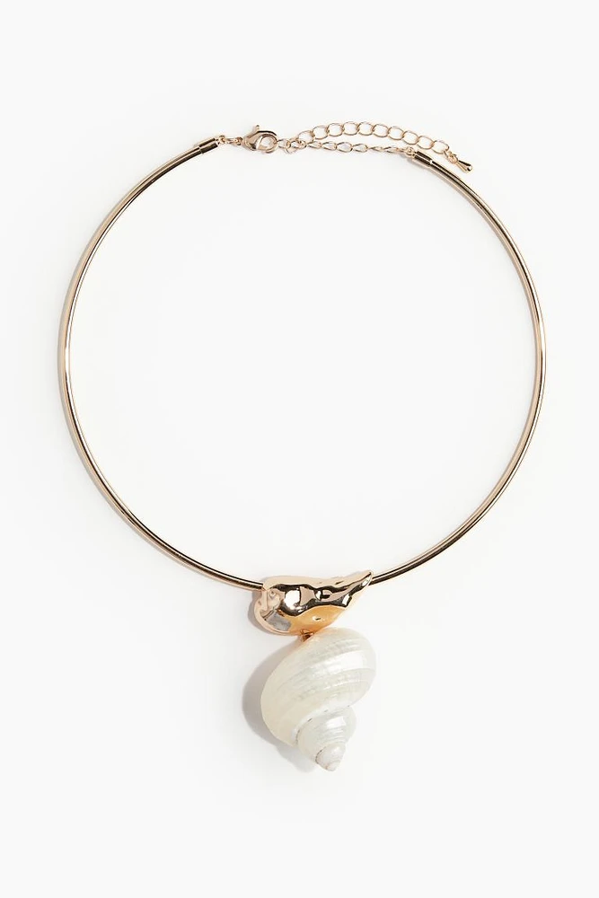 Seashell-pendant Necklace