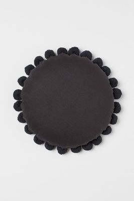 Round Cushion with Pompoms