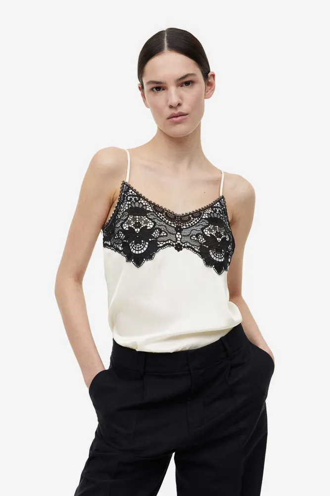 LACE-TRIMMED CAMISOLE TOP - Black / White