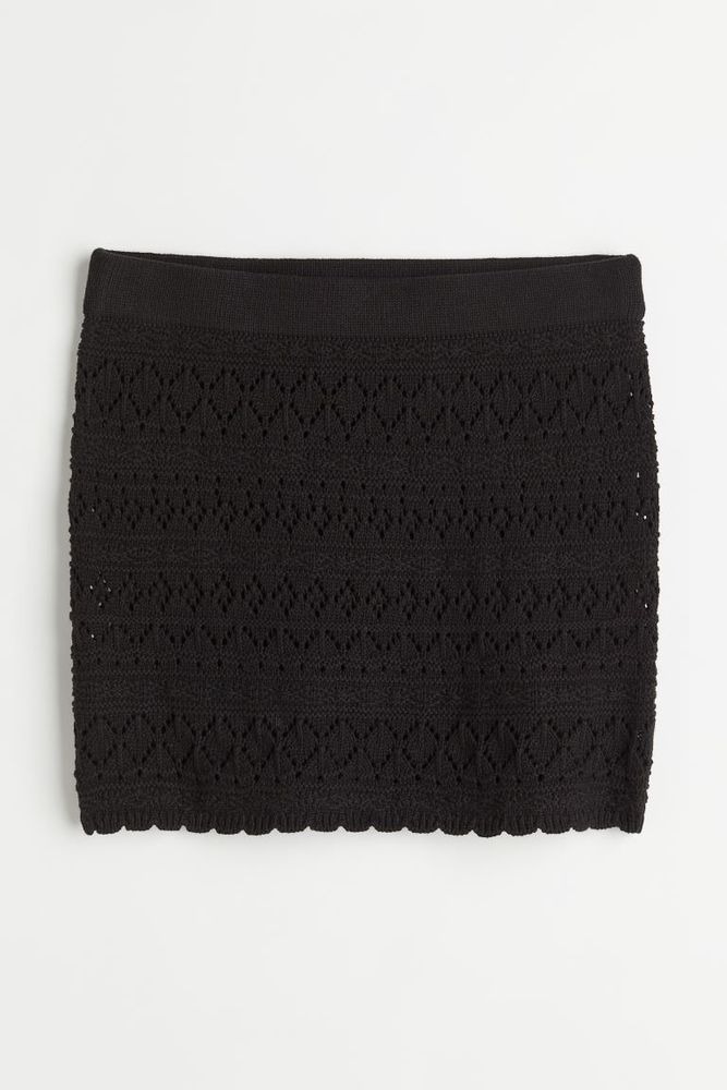 Short Crochet-look Skirt