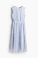 Sleeveless Plissé Dress