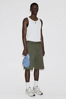 Loose Fit Twill Cargo Shorts