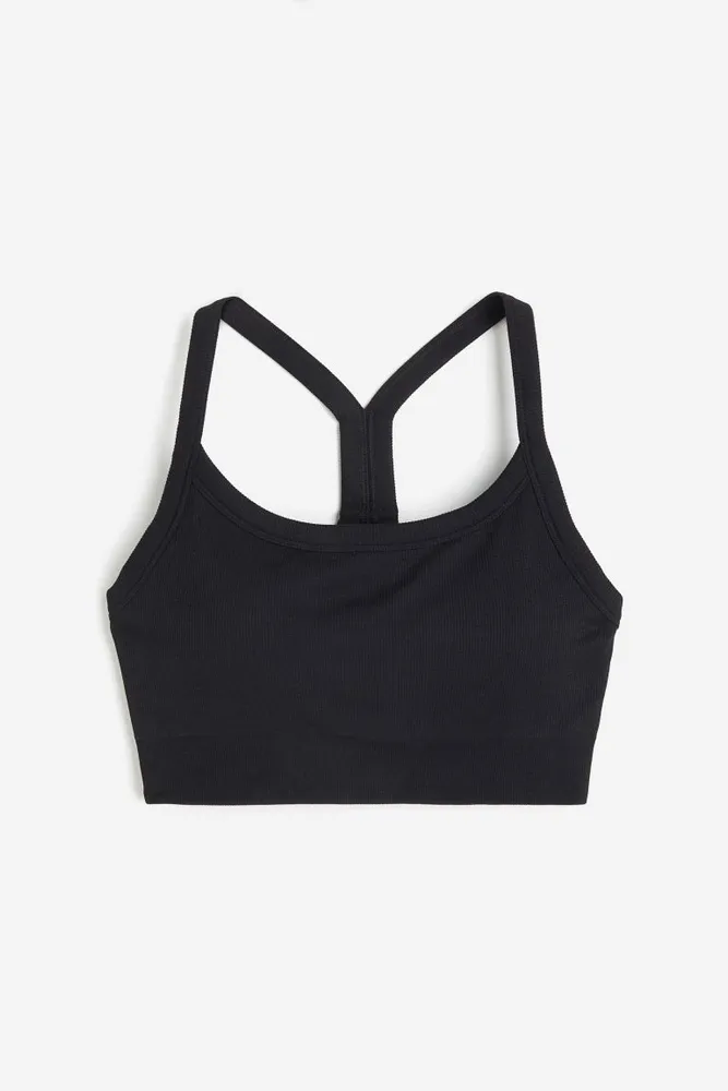 Medium support sports bra in DryMove™