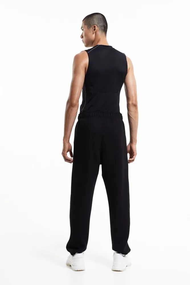 DryMove™ Tapered Tech Joggers with Zipper Pockets - Black - Men