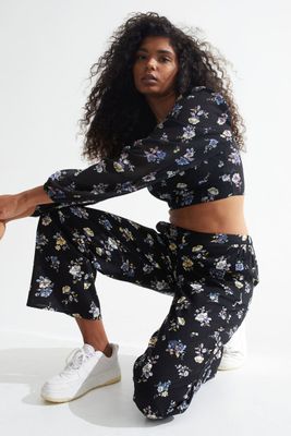 Wide-leg Pants