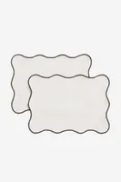 2-pack Scallop-edged Placemats