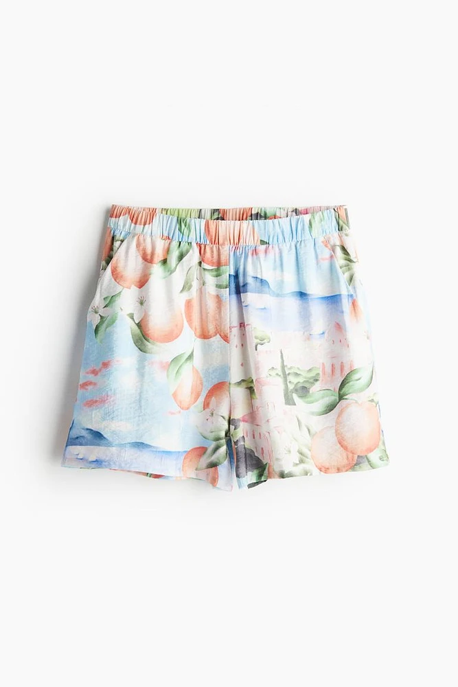 Patterned Pull-on Shorts