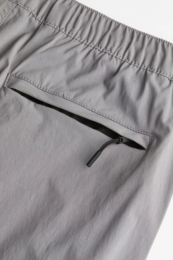 H&M Skinny Fit Nylon Cargo Pants