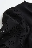 Eyelet Embroidery T-shirt