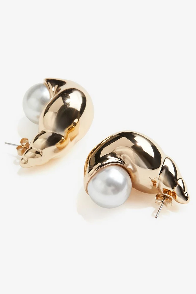 Shell-shaped Earrings