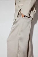 Wide-cut Pull-on Pants