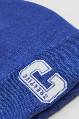 Bonnet avec applications