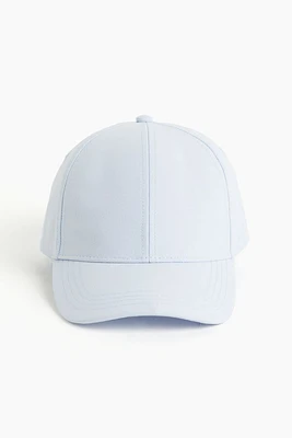 Gorra deportiva repelente al agua