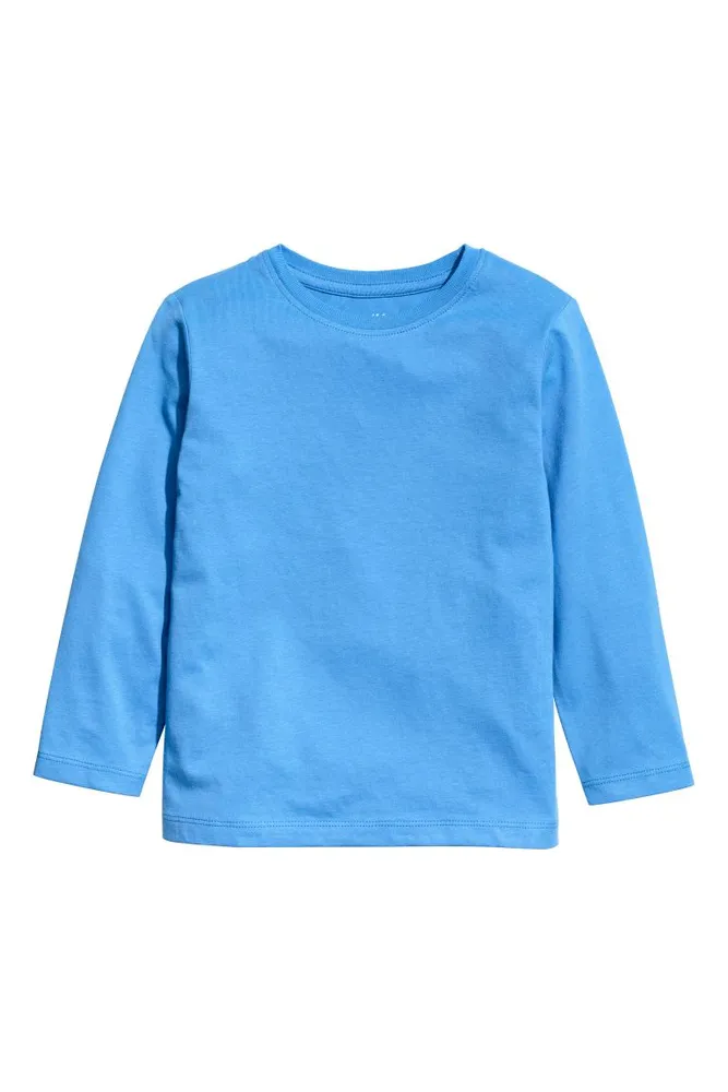 Long-sleeved T-shirt