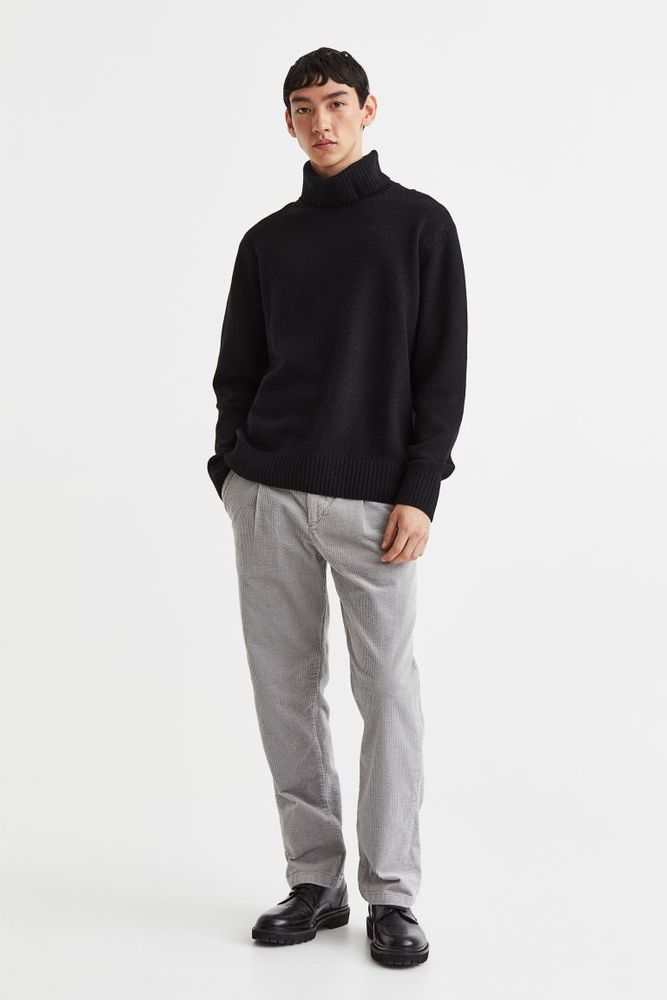 Relaxed Fit Wool Turtleneck Sweater